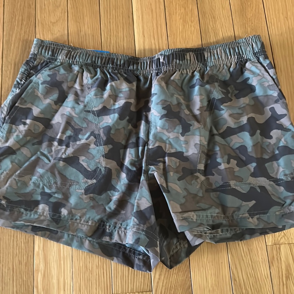Camo Columbia shorts